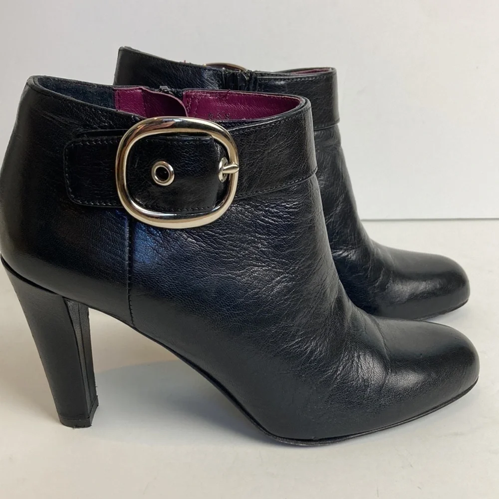 COACH Italian Leather Nicolete Bootie Black Sz 6.5 Buckle Office Classic Witchy